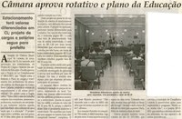 Câmara aprova rotativo e plano da Educação: estacionamento terá valores diferenciados em CL; projeto de cargos e salários segue para o prefeito. Jornal Correio da Cidade, Conselheiro Lafaiete, 17 mar. 2012, p. 02.