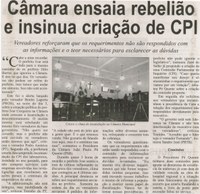 Câmara ensaia rebelião e insinua criação de CPI: vereadores reforçaram que os requerimentos  não são  respondidos com as informações e o teor necessários para esclarecer as dúvidas. Correio de Minas, Conselheiro Lafaiete, 07 mar. 2015, p. 04.