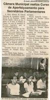  Câmara Municipal realiza Curso de Aperfeiçoamento para Secretários Parlamentares. Folha Livre, Conselheiro Lafaiete, 18 a 25 mai. 2002, s.n., p. 10.