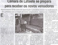 Câmara se prepara para receber os novos vereadores: representantes terão curso de capacitação e presidente investe  na modernização dos gabinetes com a compra de novos computadores... . Correio de Minas, Conselheiro Lafaiete, 01 dez. 2012, p. 04.