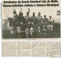 Estudantes da Escola Estadual Luiz de Mello Vianna Sobrinho visitam a Câmara Municipal. Jornal O Dossiê, Conselheiro Lafaiete, 15 set. 2007, 170ª ed., p. 14.