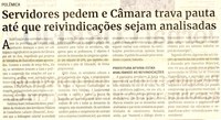 Servidores pedem e Câmara trava pauta até que reivindicações sejam analisadas. Jornal Correio da Cidade, Conselheiro Lafaiete de 27 de mai. a 02 de jun. de 2023, 1681ª ed. Caderno Política, p. 2.