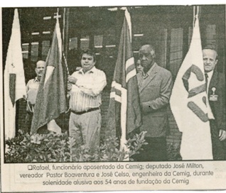  [Solenidade alusiva aos 54 anos de fundação da CEMIG]. Jornal Correiro da Cidade, Conselheiro Lafaiete, 03 jun. 2006, 806ª ed., p. 28.