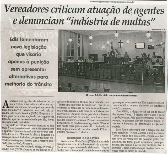 Vereadores criticam atuação de agentes e denunciam indústria de multas. Jornal Correio da Cidade, Conselheiro Lafaiete, 05 a 11 nov. 2016, Caderno Política, p. 4.